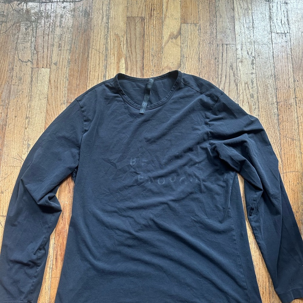lululemon athletica Men's Charcoal Long Sleeve Tee